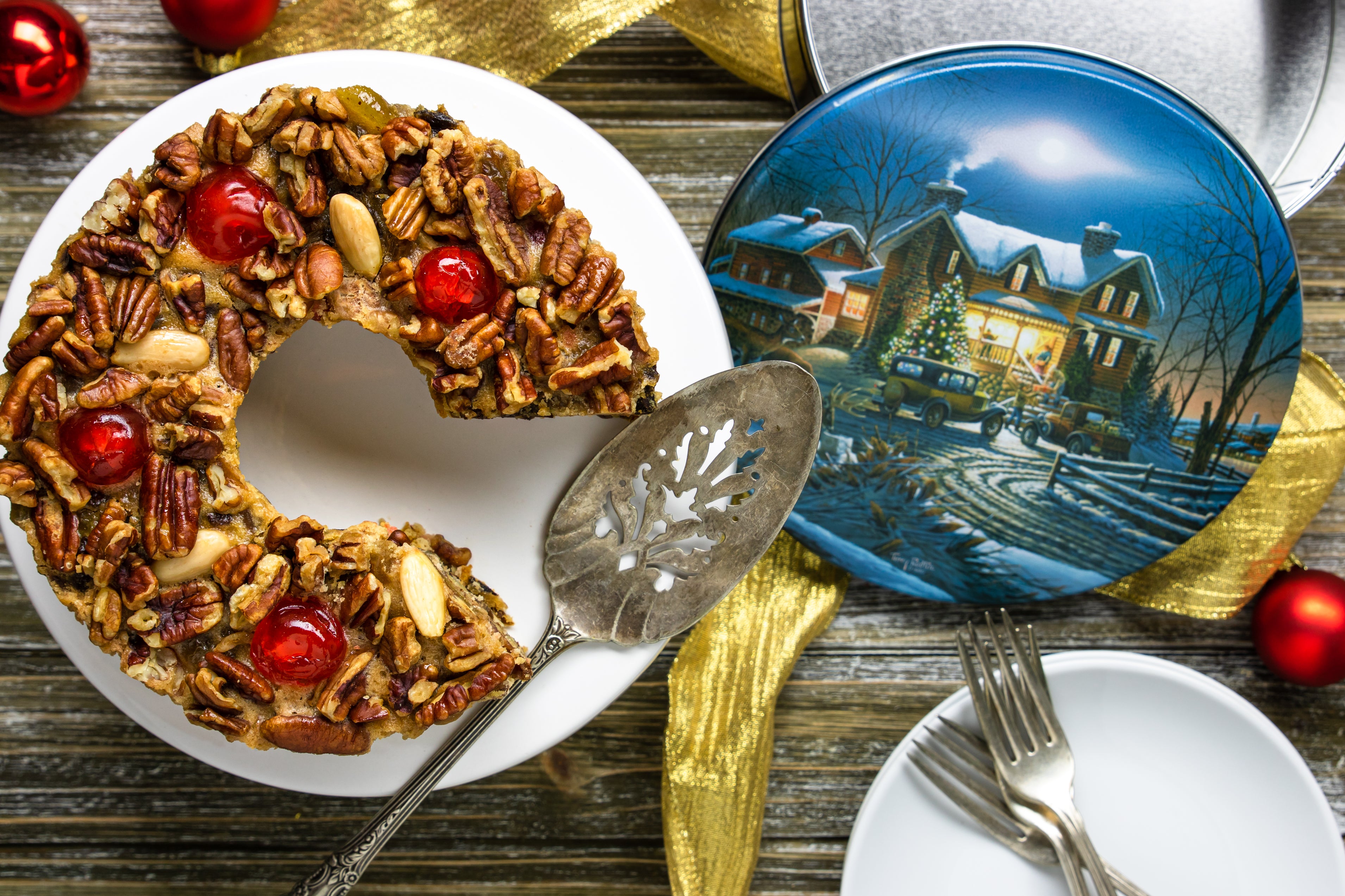 Grandma's Original Fruitcake in a Holiday Tin - Main Image